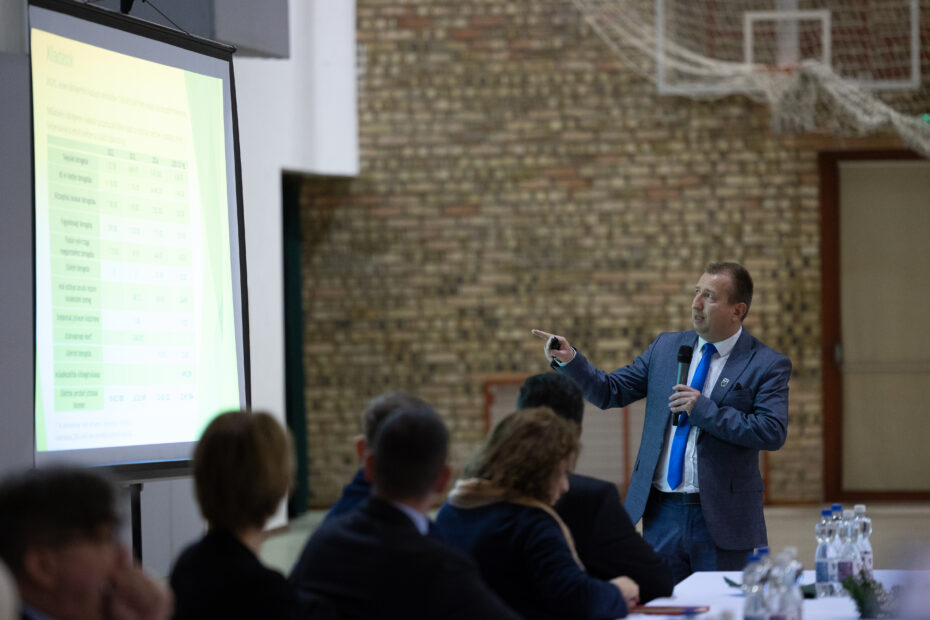 Közmeghallgatás – Nagy bejelentés és nagyszabású fejlesztések az ülésen