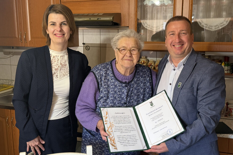 95. születésnapja alkalmából köszöntötték Borbély Bertalannét