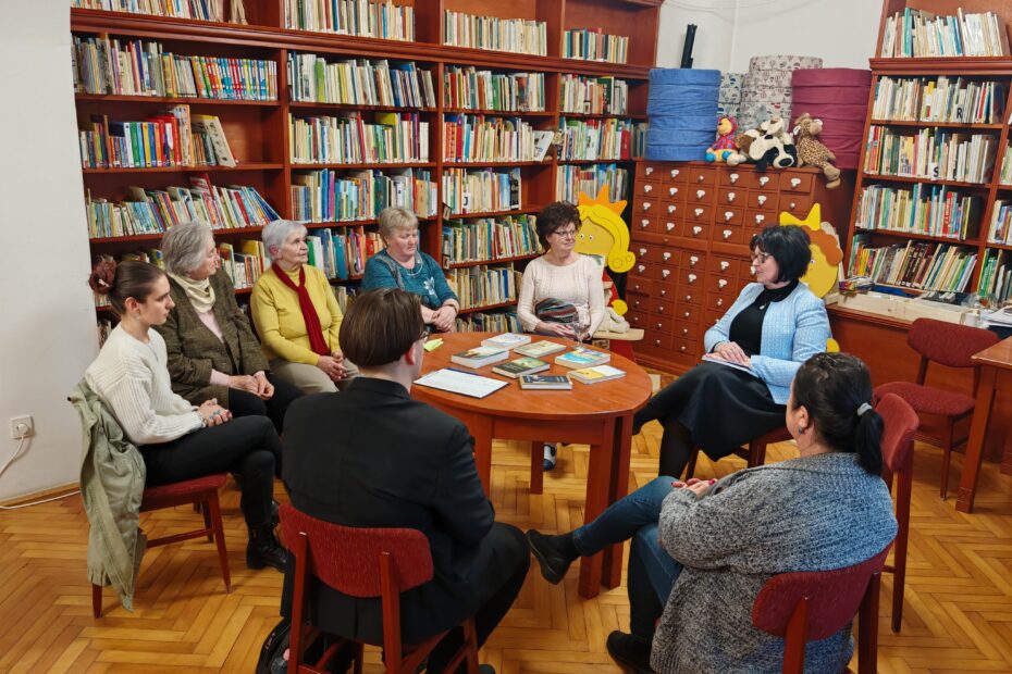 Otthon vagy úton? – Vándorlás, elvágyódás, hovatartozás a Lélekpendítő Irodalmi Szalonban